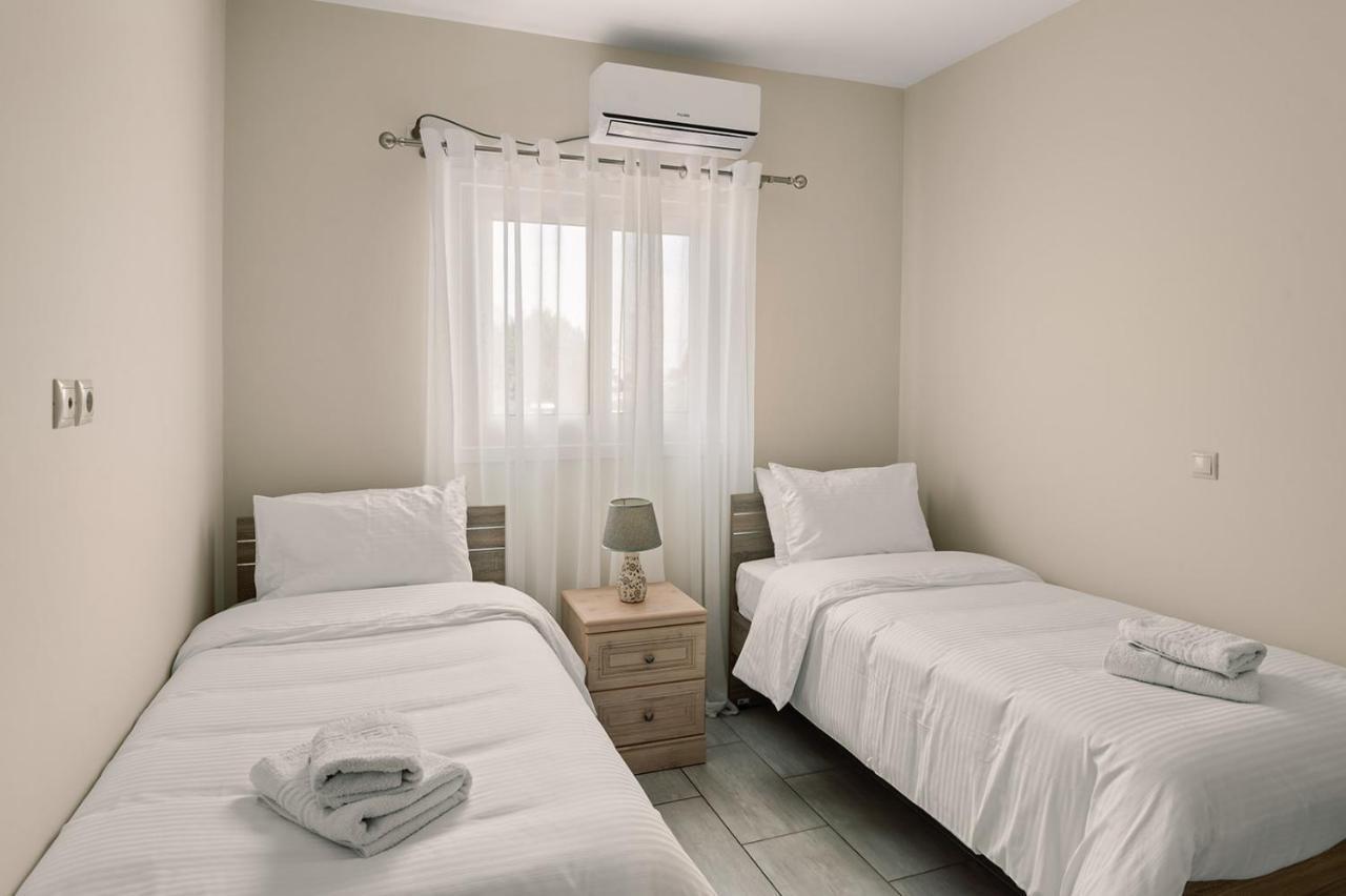 Mandi'S Apartments Karavádhos Екстериор снимка