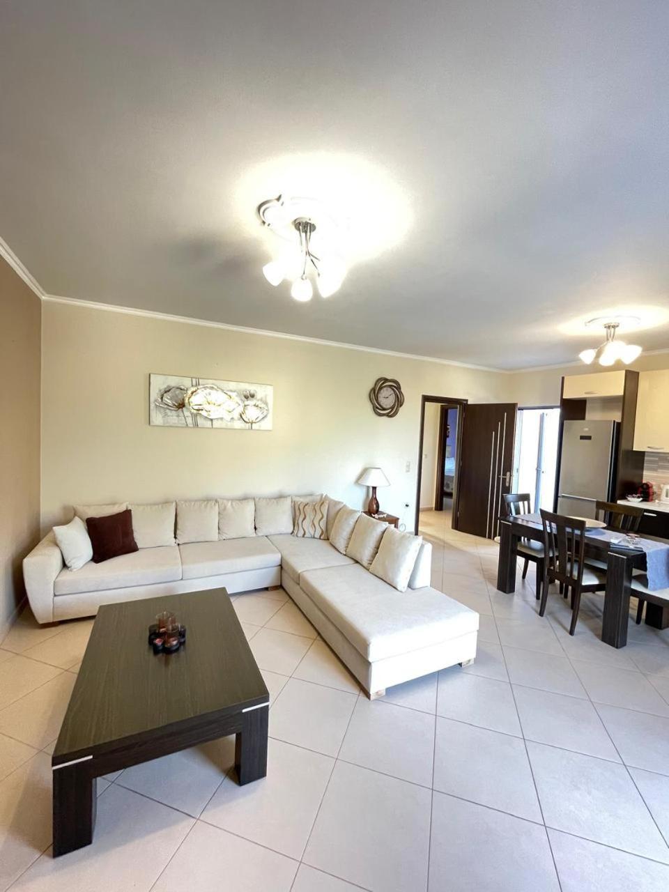 Mandi'S Apartments Karavádhos Екстериор снимка